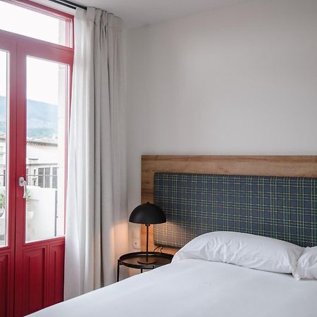 Latroupe La Granja Hostel Bilbao Cameră foto