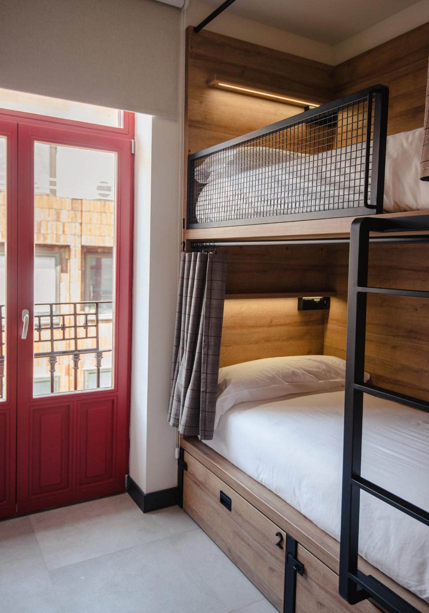 Latroupe La Granja Hostel Bilbao Cameră foto